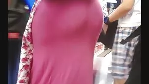Sus delicados dedos