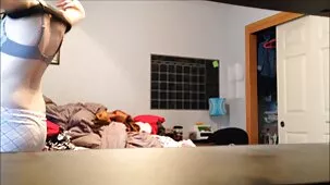 Marido y mujer contrataron a un joven asistente para todas las ocasiones