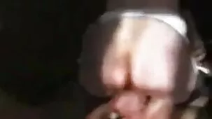 besarse con una barrera