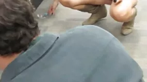 Sospechosos en la oficina se corre